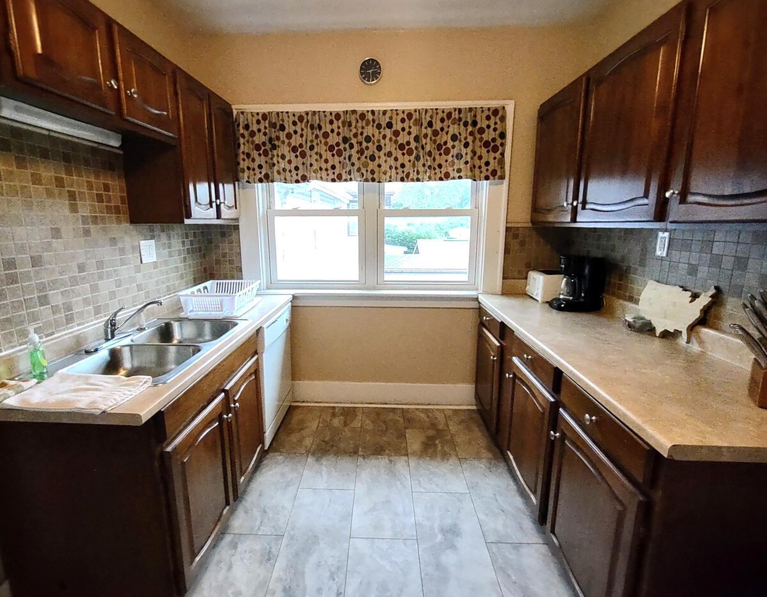 Spacious Frontier Park Apartment Erie Exterior photo